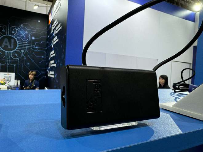 半岛·体育(中国)官方网站苹果、戴尔、联想等品牌的USB-C氮化镓快充适配器有何(图2)